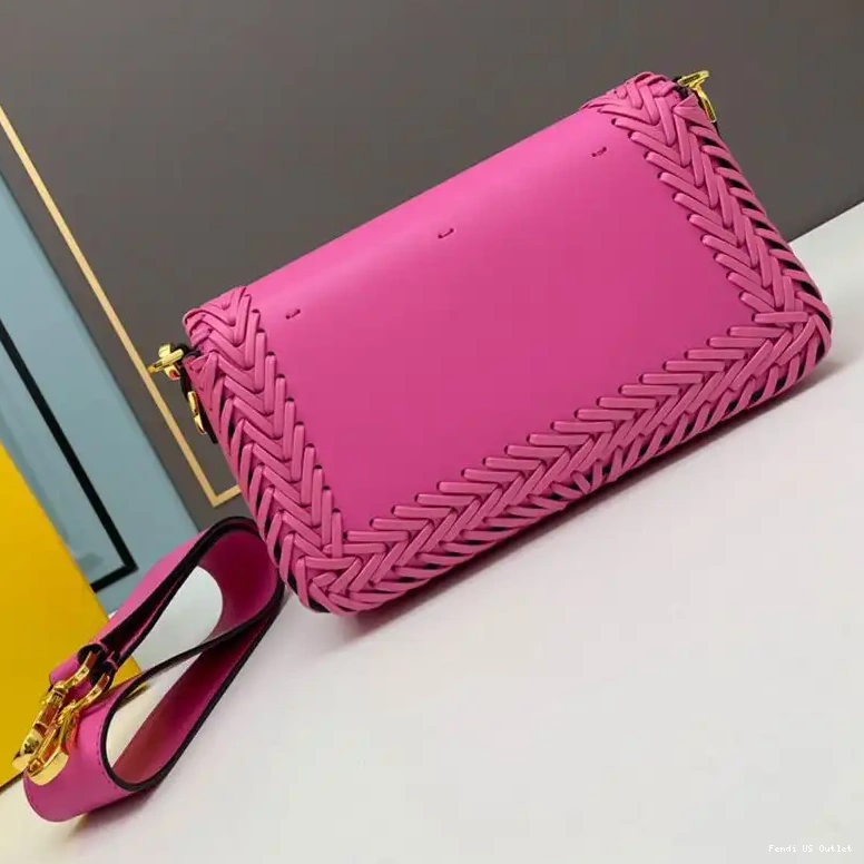 Cheap HOT Stitching Medium Leather In Baguette Bag Fendi Rose 0517
